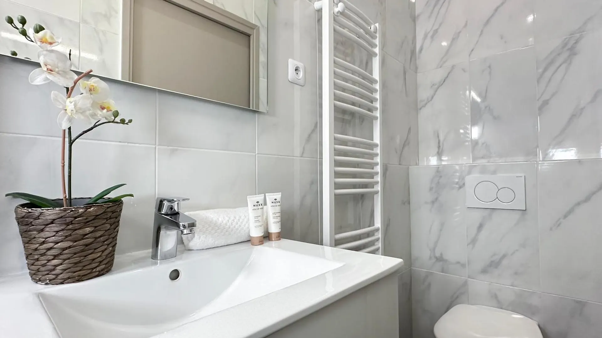 Spacious Studio In Saint-Germain-Des-Pres Paris 0*,  France