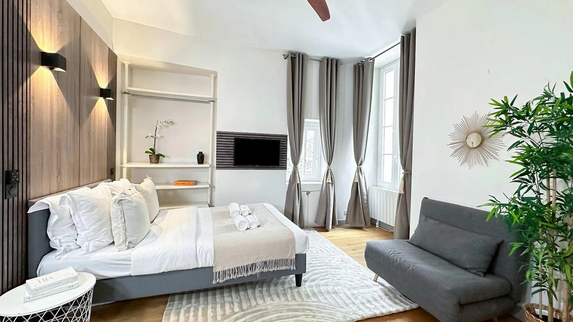 Spacious Studio In Saint-Germain-Des-Pres Paris 0*,  France